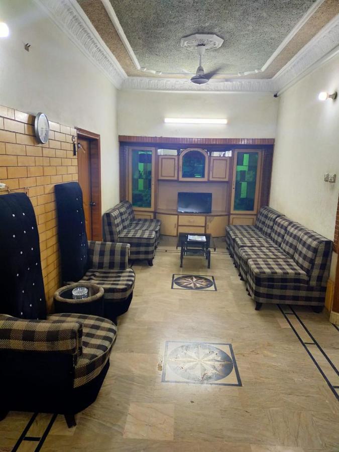 Karachi Motel 외부 사진