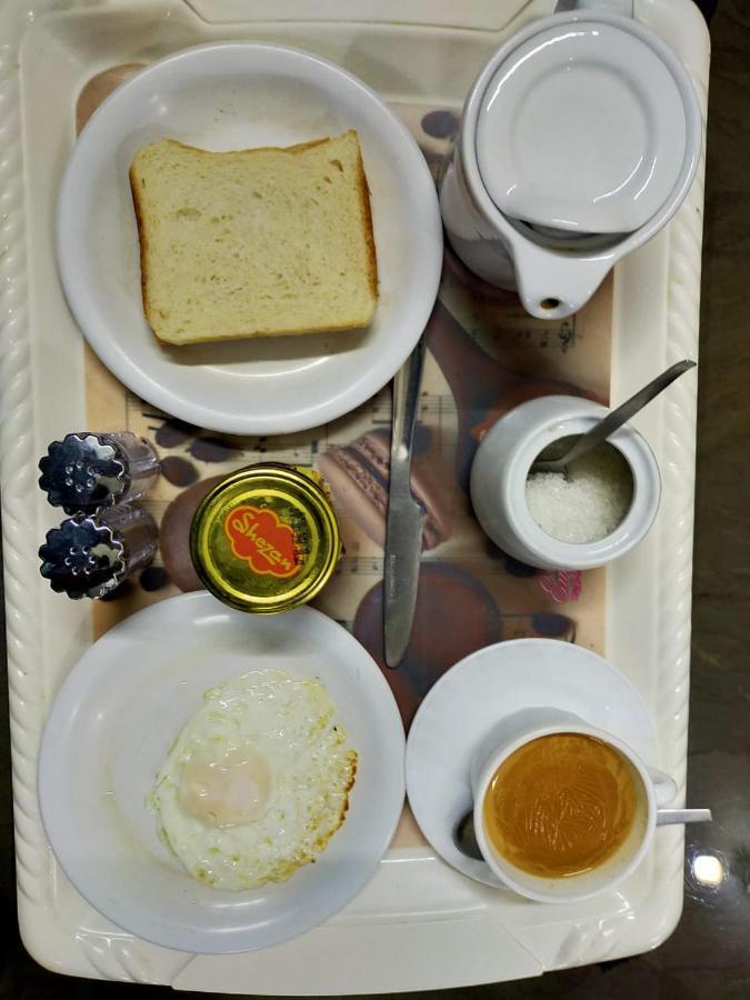 Karachi Motel 외부 사진