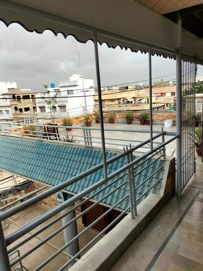 Karachi Motel 외부 사진